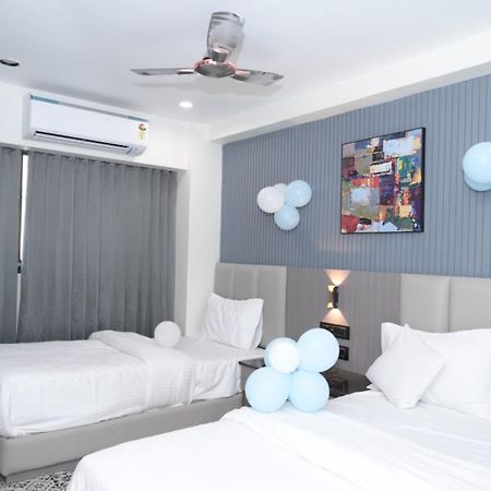 Hotel Dream Ahmedabad Exterior photo