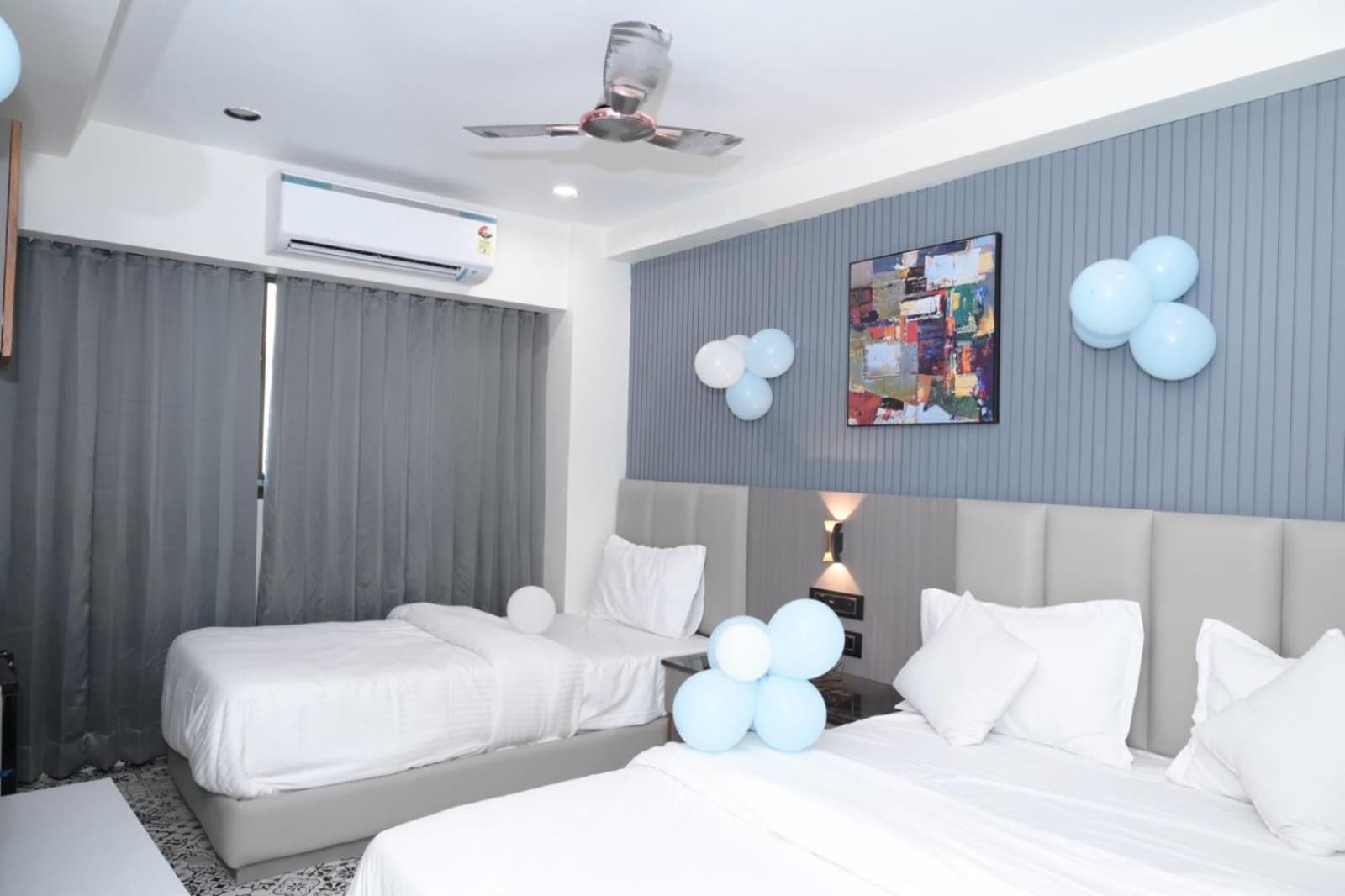 Hotel Dream Ahmedabad Exterior photo
